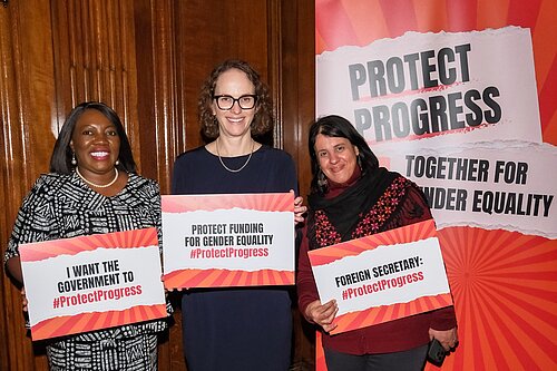 I got to listen to brilliant three guest speakers from Malawi, Bangladesh and Palestine who spoke about the realities in their countries and what they are doing to fight for women’s equality.