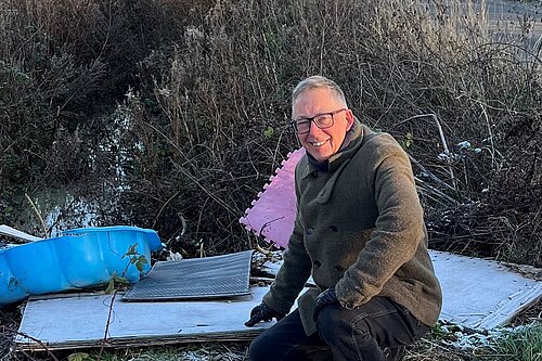 Phil Redshaw fights fly-tipping Phil Redshaw fights fly-tipping