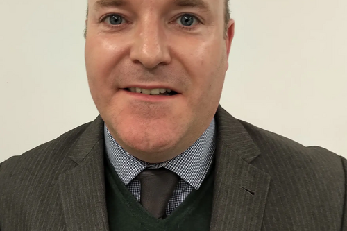 Dr Nick Cott