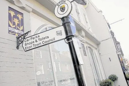 Eton town centre - street sign reference picture