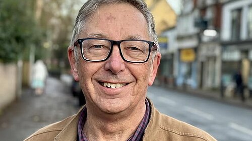 EE signal declines in Cottingham