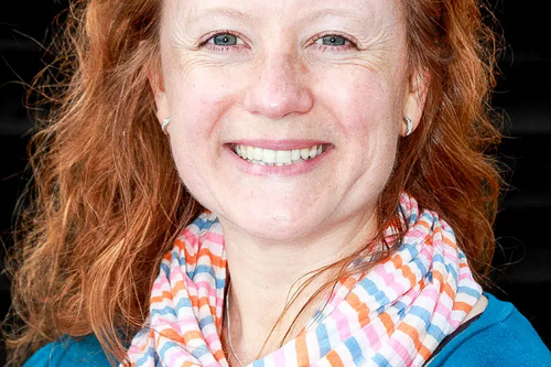 Julia McLean