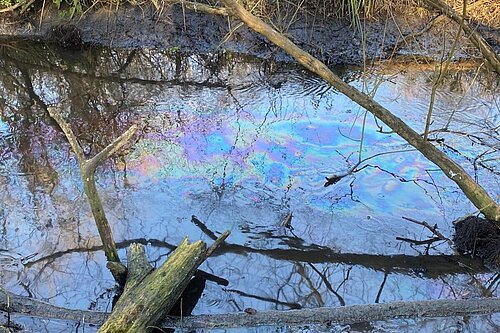 Wandle Oil Spill