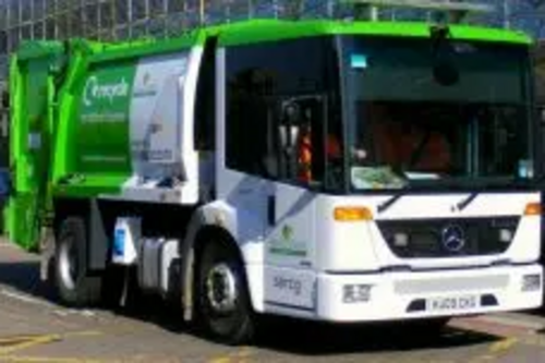 org.uk/files/2018/01/SERCO-Refuse-Truck-300x152.jpg