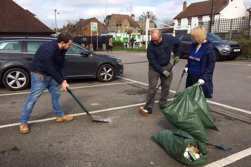 Daws Lane clean up