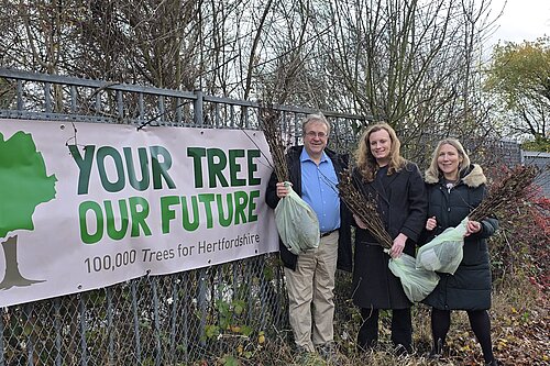 Councillors Paul Zukowskyj, Gemma Moore and Sandreni Bonfante