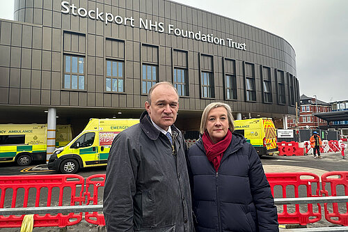 Liberal Democrat leader Ed Davey and Lisa Smart MP and Stepping Hill Hospital