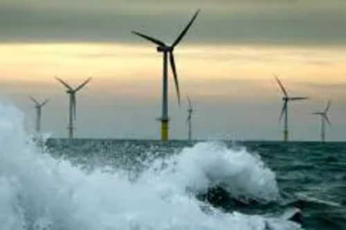 New report predicts a bright future for Britain's offshore resources. Photograph: Murdo Macleod for the Guardian