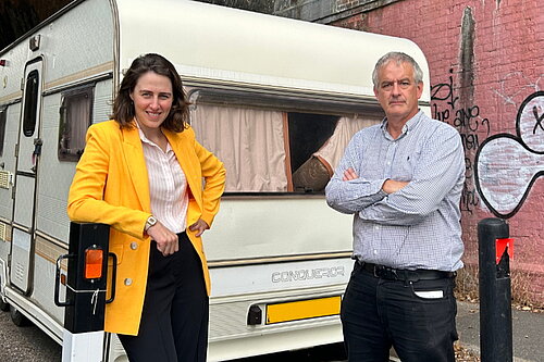 Photo of Councillors with caravan